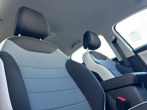 New 2026 Volkswagen Taos S FWD image 15