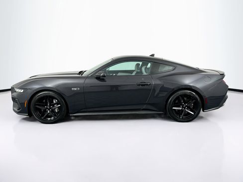 Used 2024 Ford Mustang GT Premium image 7