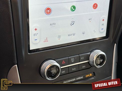 Used 2024 Ford Edge SEL image 20