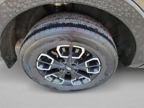 Used 2022 Hyundai Santa Cruz SEL w/ Activity Package FWD image 11