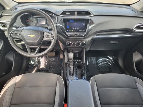 Used 2023 Chevrolet TrailBlazer LT w/ Convenience Package image 25