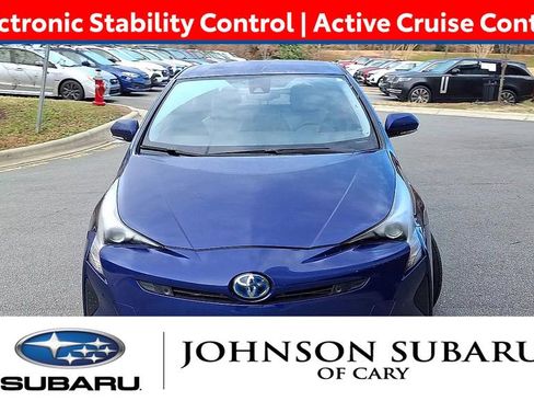 Used 2018 Toyota Prius Two image 3