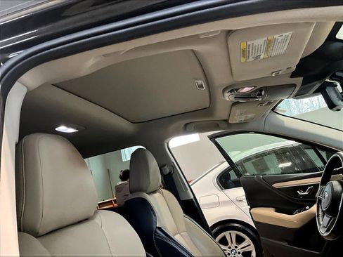 Used 2023 Subaru Outback Limited image 22