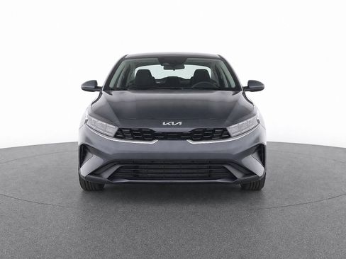 Used 2023 Kia Forte LXS FWD image 5