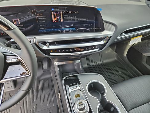 New 2025 Cadillac Lyriq Sport image 25