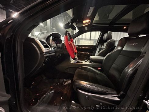 Used 2018 Jeep Grand Cherokee SRT AWD/4WD image 14