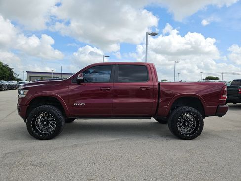 Used 2019 RAM 1500 Laramie w/ Sport Appearance Package AWD/4WD image 6