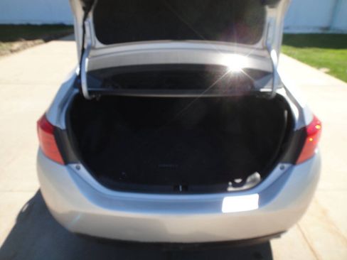 Used 2019 Toyota Corolla SE FWD image 20