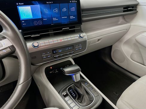 Used 2024 Hyundai Kona SEL image 26