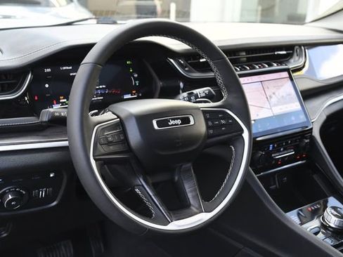 Used 2023 Jeep Grand Cherokee 4xe w/ Luxury Tech Group II image 24