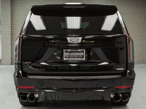 Used 2025 Cadillac Escalade V image 52