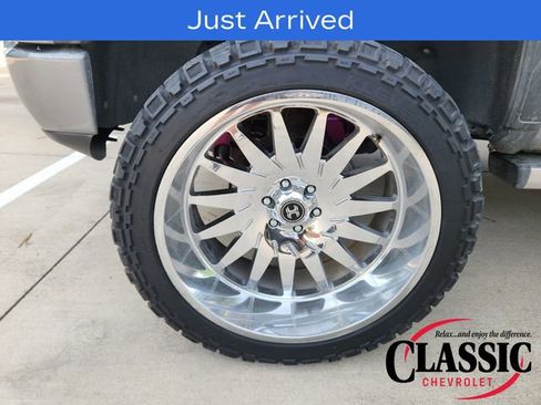 Used 2022 GMC Sierra 1500 Denali w/ Denali Premium Package AWD/4WD image 22