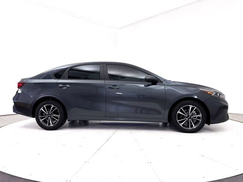 Used 2024 Kia Forte LXS w/ LXS Technology Package FWD image 37
