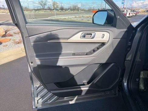 New 2026 Ford Explorer Active w/ Active Comfort Package image 12