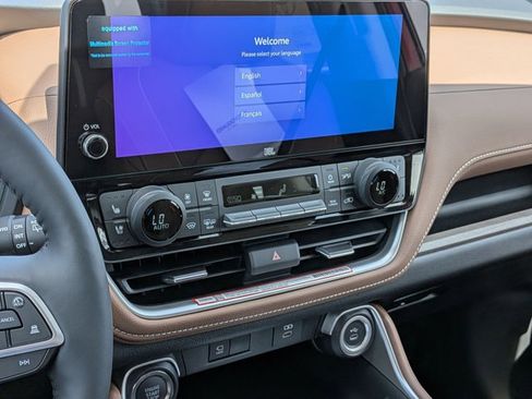 New 2026 Toyota Grand Highlander AWD image 12