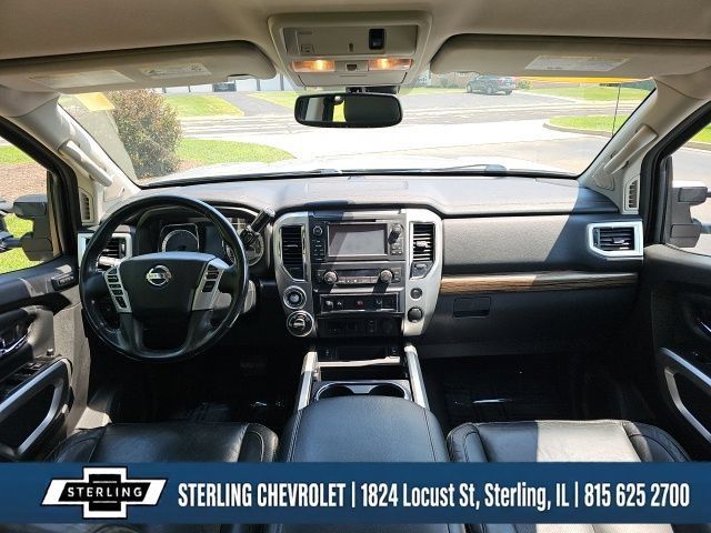 Used 2017 Nissan Titan SL w/ SL Towing Convenience Package AWD/4WD image 29
