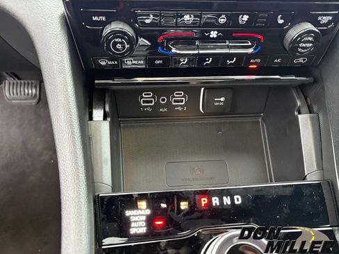 New 2025 Jeep Grand Cherokee Limited w/ Luxury Tech Group II image 19