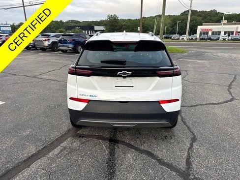 Used 2023 Chevrolet Bolt EUV LT FWD image 6