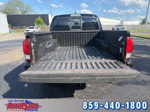 Used 2023 Toyota Tacoma SR AWD/4WD image 13