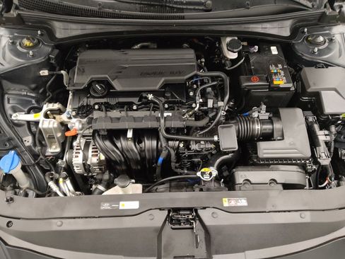 Used 2024 Hyundai Elantra SEL w/ Convenience Package image 30