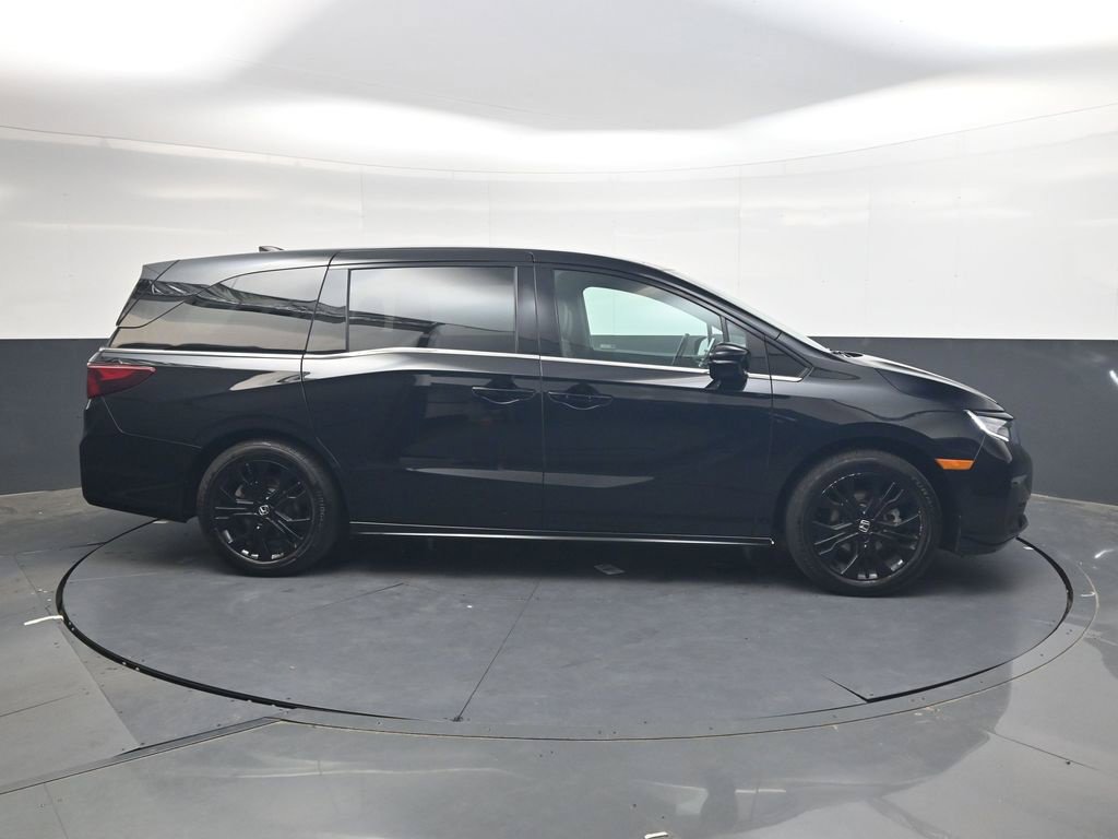 Used 2025 Honda Odyssey Sport-L image 3