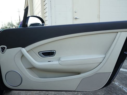 Used 2015 Bentley Continental GT V8 S image 14