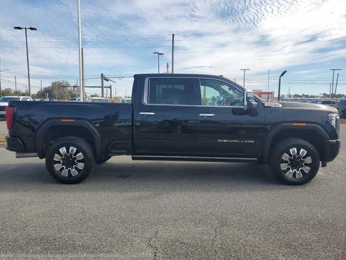 Certified 2025 GMC Sierra 2500 Denali w/ Denali Reserve Package image 7