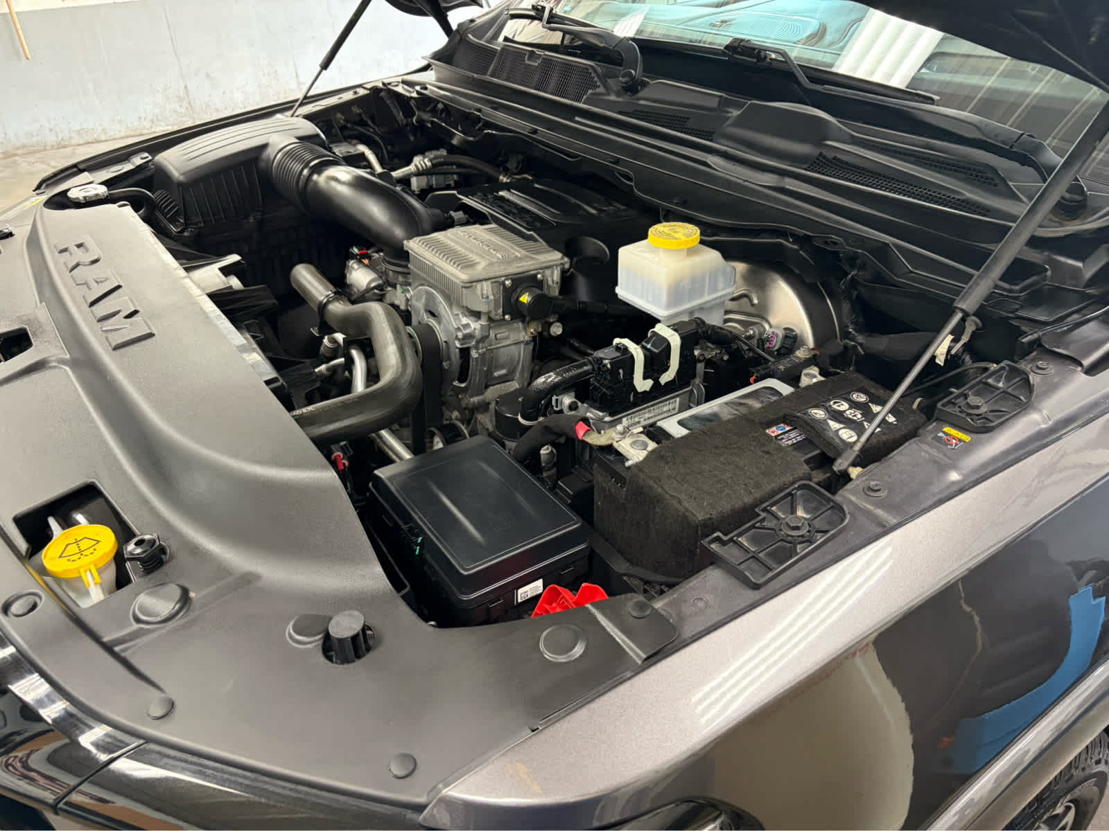 Used 2023 RAM 1500 Limited AWD/4WD image 40