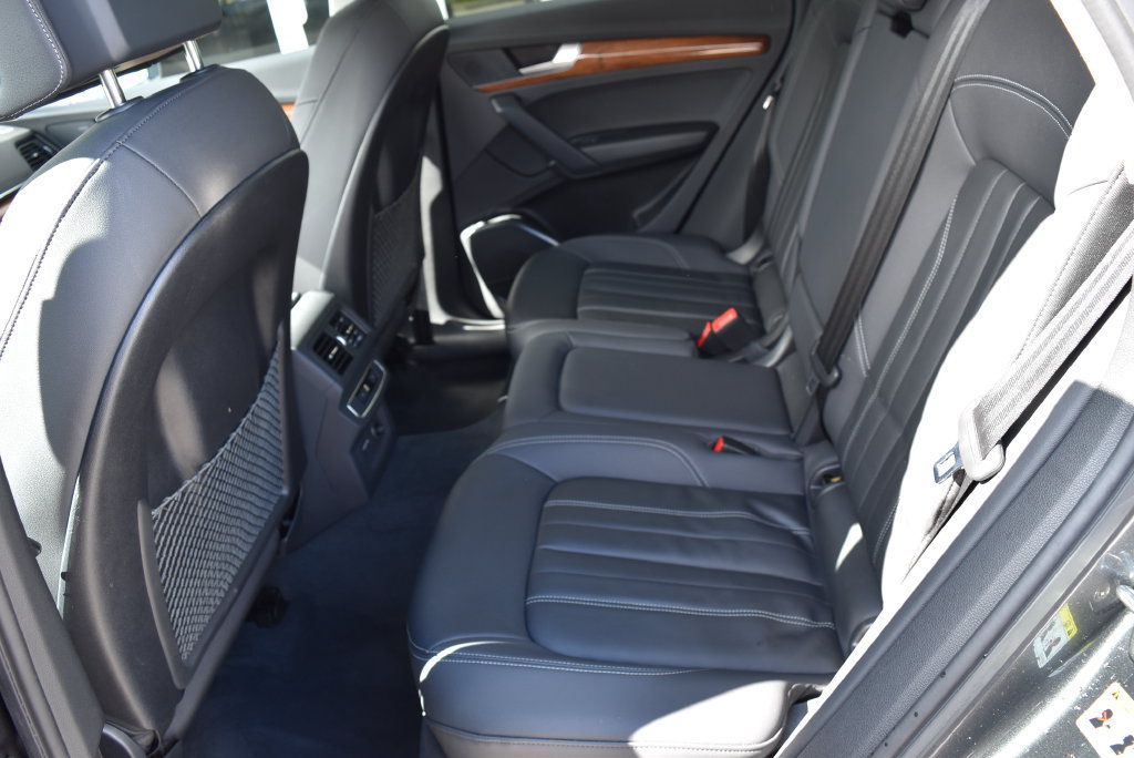 Used 2023 Audi Q5 2.0T Premium AWD/4WD image 9