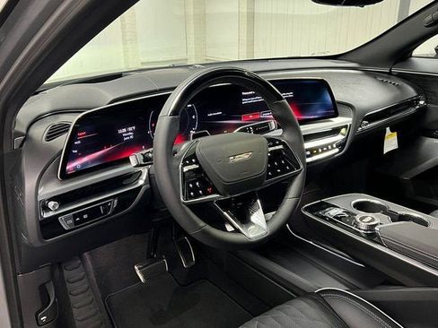 New 2026 Cadillac Lyriq V w/ Exterior Carbon Fiber Package image 13