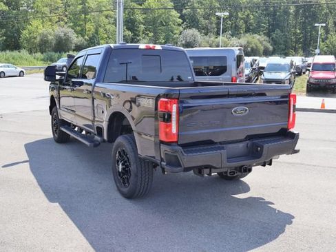 Used 2025 Ford F250 Lariat w/ Black Appearance Package AWD/4WD image 6