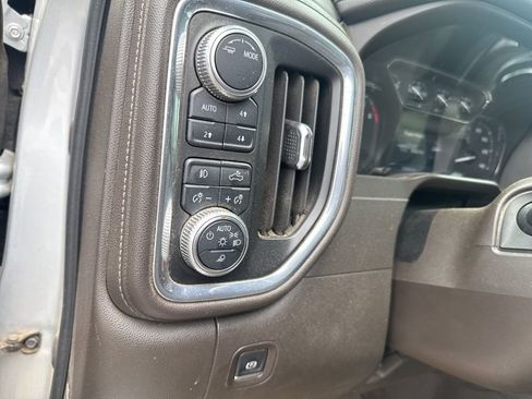 Used 2021 GMC Sierra 1500 SLT w/ SLT Premium Plus Package AWD/4WD image 14