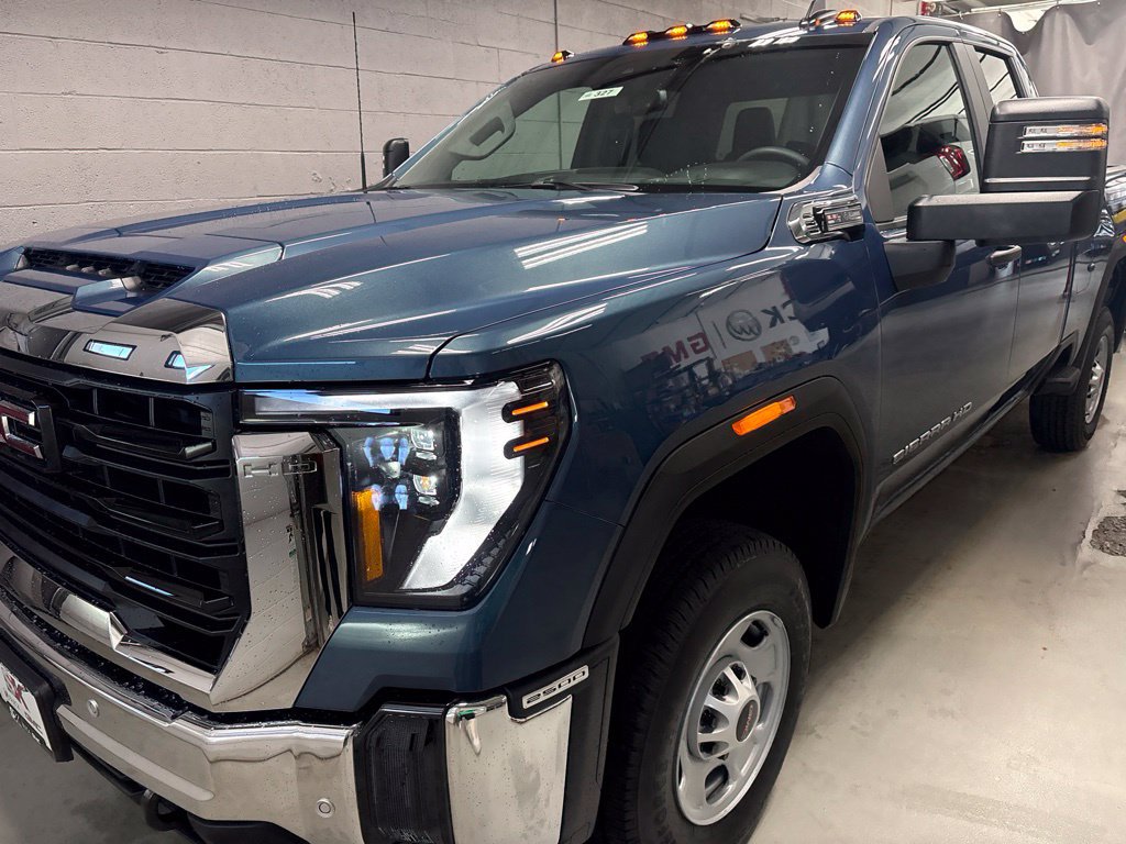 New 2026 GMC Sierra 2500 Pro w/ 1SA Pro Safety Plus Package AWD/4WD image 24