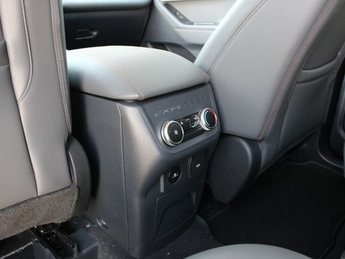 New 2026 Ford Explorer Active w/ Active Comfort Package AWD/4WD image 24