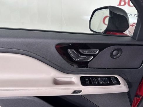 New 2026 Lincoln Aviator Reserve w/ Jet Appearance Package image 16