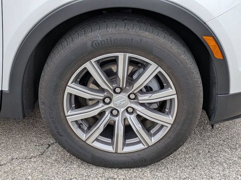 Used 2023 Cadillac XT4 Sport w/ Cold Weather Package AWD/4WD image 9