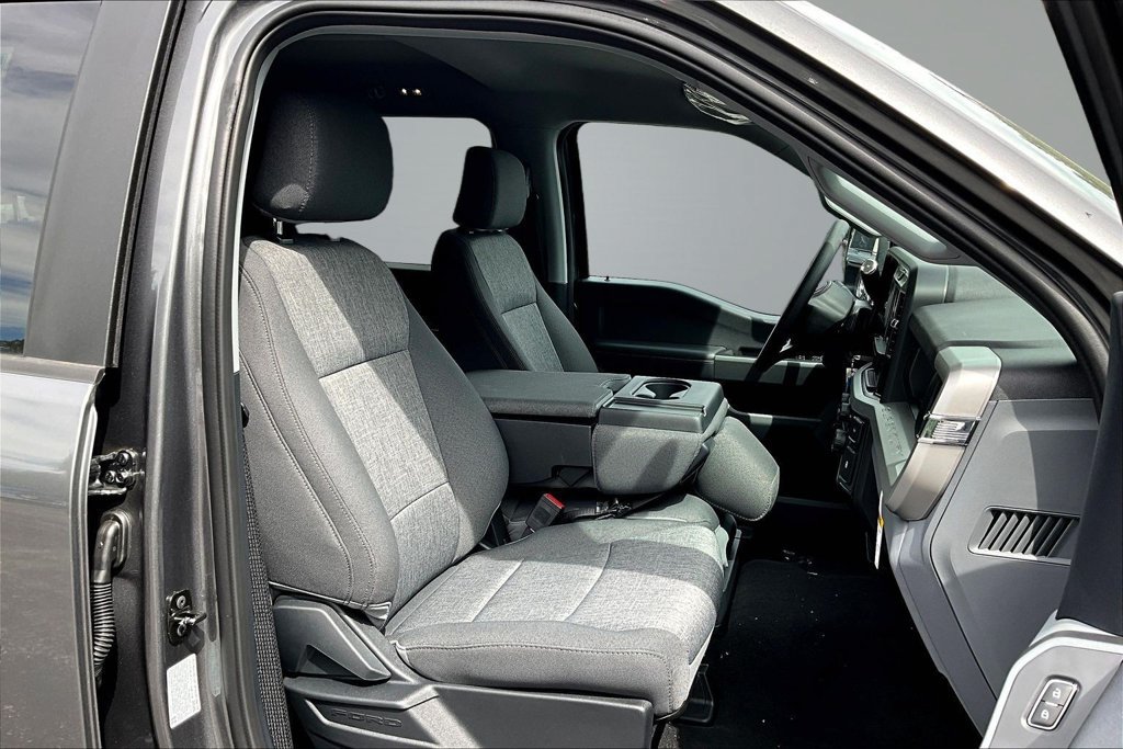 New 2026 Ford F350 XL w/ STX Appearance Package AWD/4WD image 11