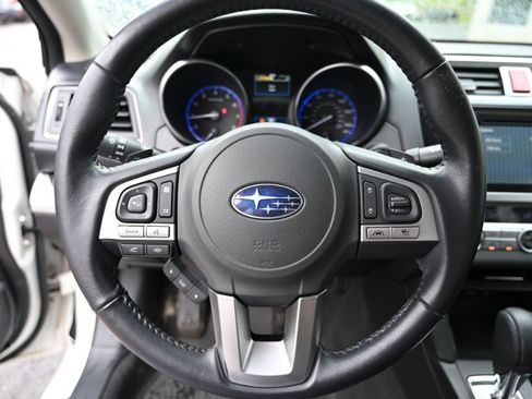 Used 2016 Subaru Legacy 2.5i Limited AWD/4WD image 20