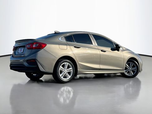 Used 2017 Chevrolet Cruze LT w/ RS Package FWD image 2