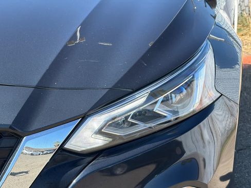 Used 2022 Nissan Altima 2.5 SV FWD image 14