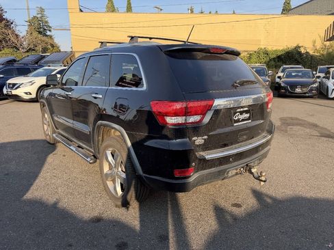 Used 2011 Jeep Grand Cherokee Overland AWD/4WD image 3