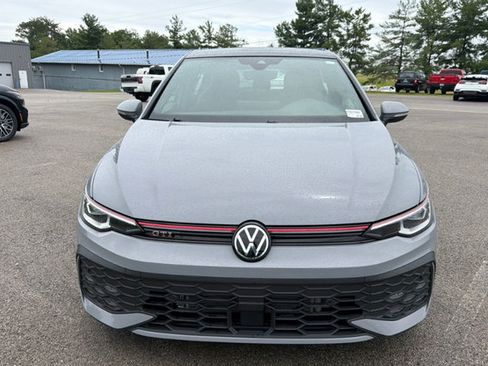 Used 2025 Volkswagen GTI SE FWD image 2
