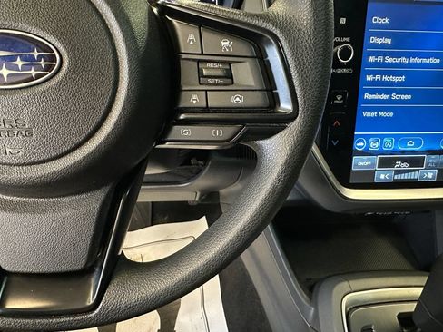 Used 2024 Subaru Crosstrek 2.0i Premium AWD/4WD image 12