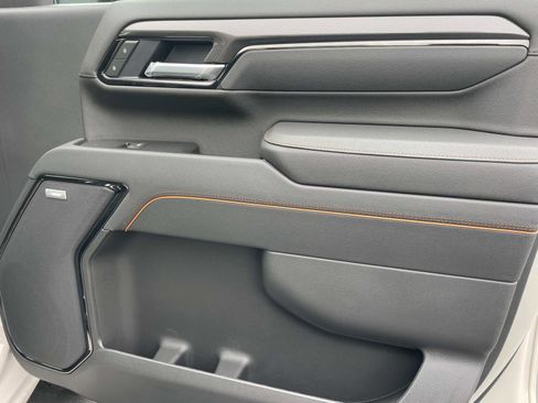 New 2026 GMC Sierra 2500 AT4 w/ AT4 Premium Plus Package image 27