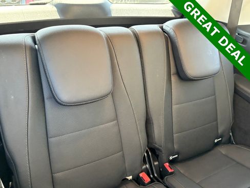 Used 2024 Mercedes-Benz GLS 450 4MATIC image 43