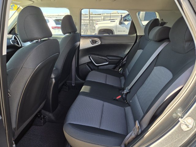 Used 2025 Kia Soul LX w/ LX Technology Package FWD image 15
