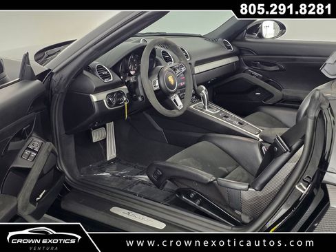 Used 2022 Porsche 718 Boxster Spyder RWD image 23