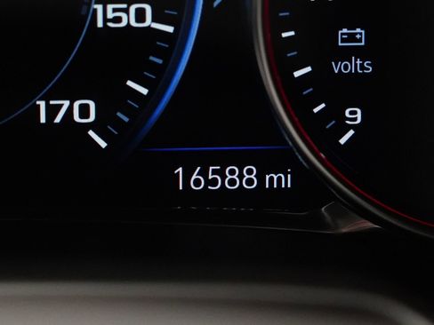 Used 2023 Chevrolet Blazer Premier image 20