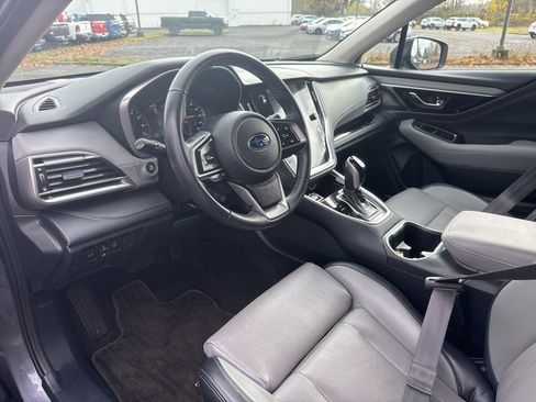 Used 2022 Subaru Outback Limited image 15