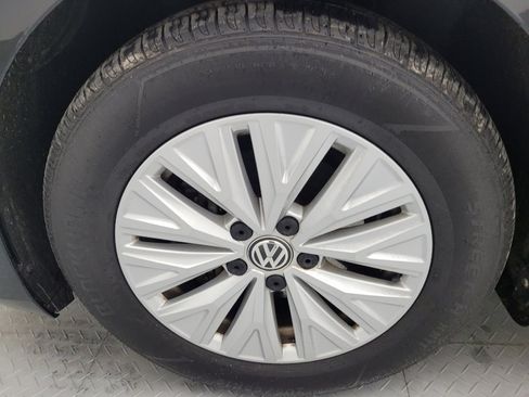 Used 2019 Volkswagen Jetta S w/ Driver Assistance Package image 31
